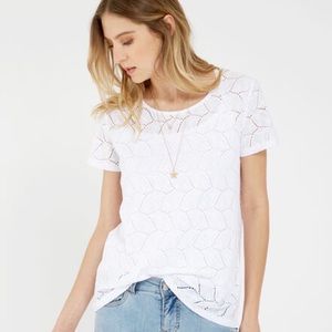 White T-shirt with scalloped detailing